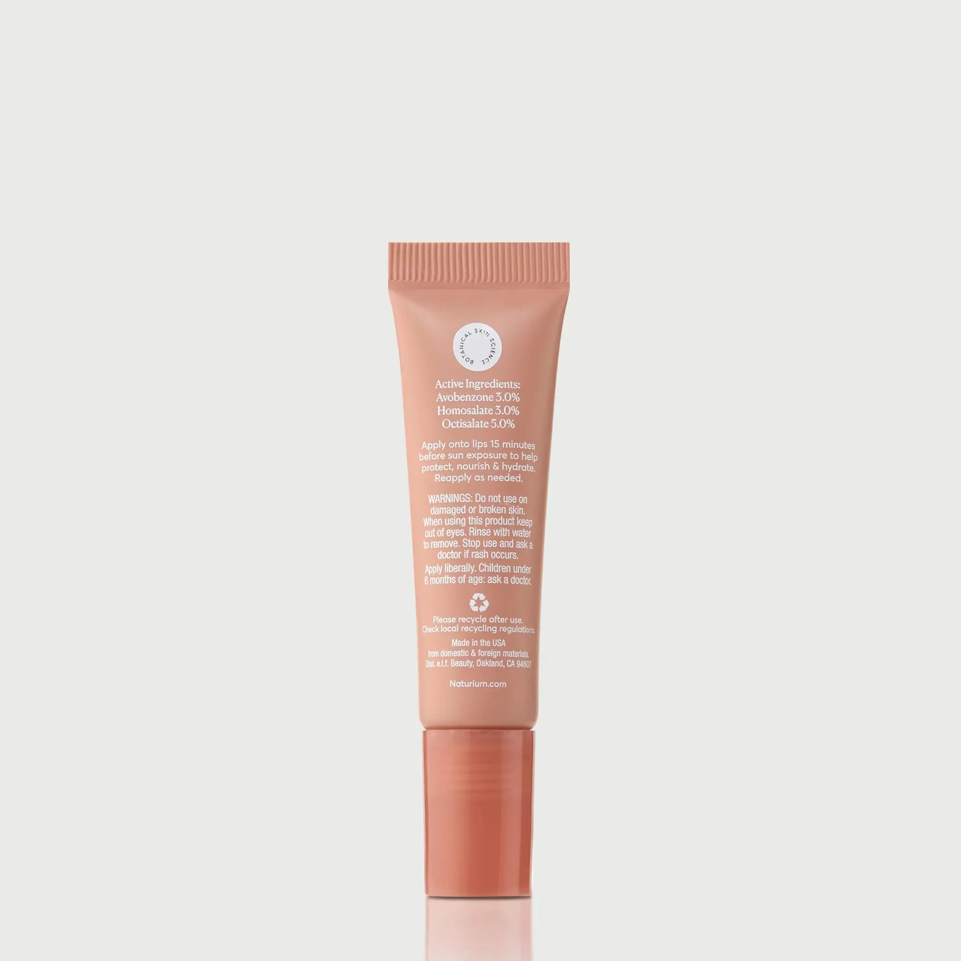 phyto-glow-lip-balm-spf-45-getaway-h8 NATR-10126_PhytoGlow_SPF_Getaway_primary_capon_back_bonebkgd_1.webp